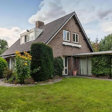 Ground Floor And Twin Bedroom In Luxurious Villa With Beautiful Garden Very Near Tue And Centre Eindhoven Exteriér fotografie