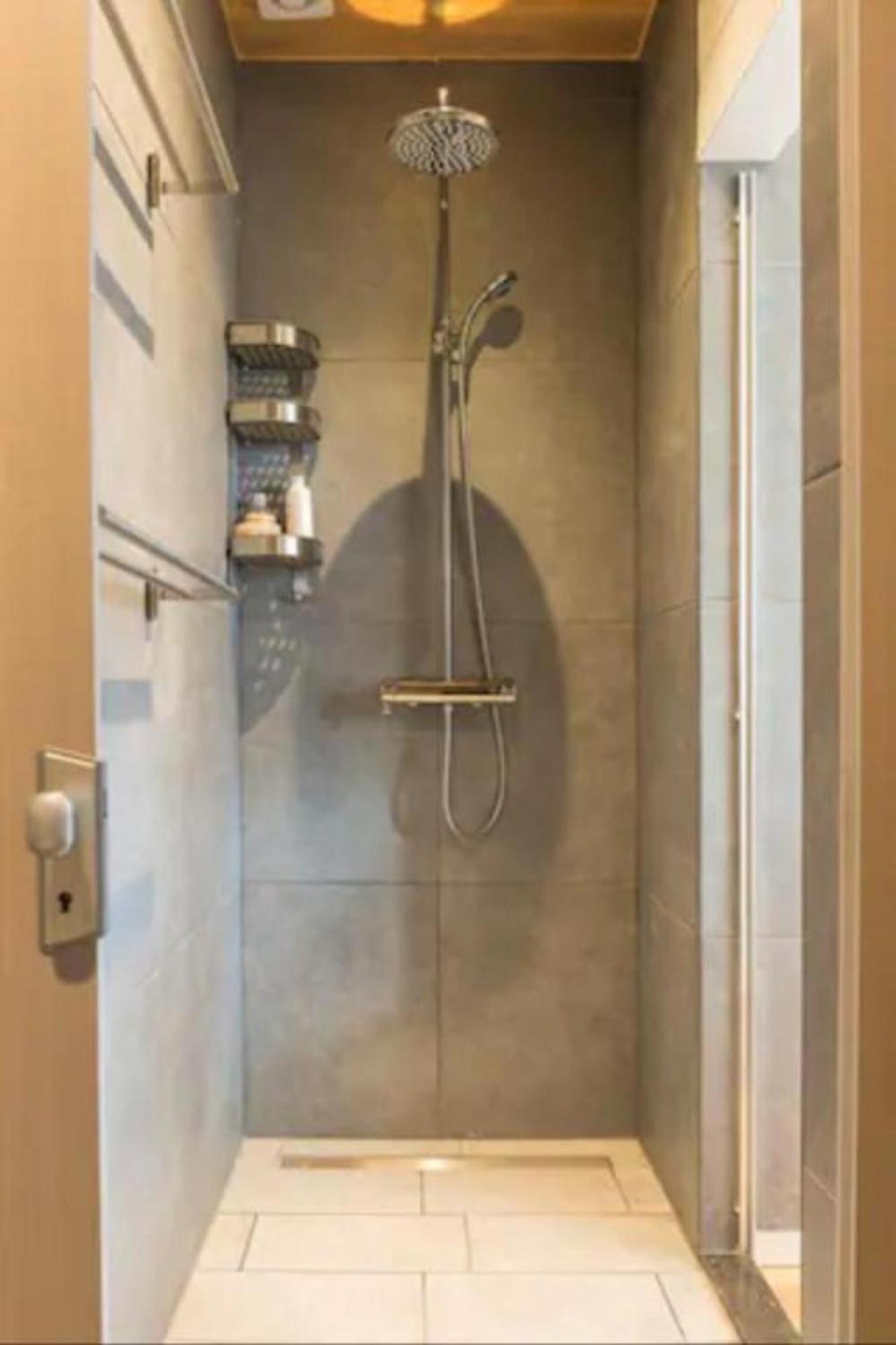 Ground Floor And Twin Bedroom In Luxurious Villa With Beautiful Garden Very Near Tue And Centre Eindhoven Exteriér fotografie